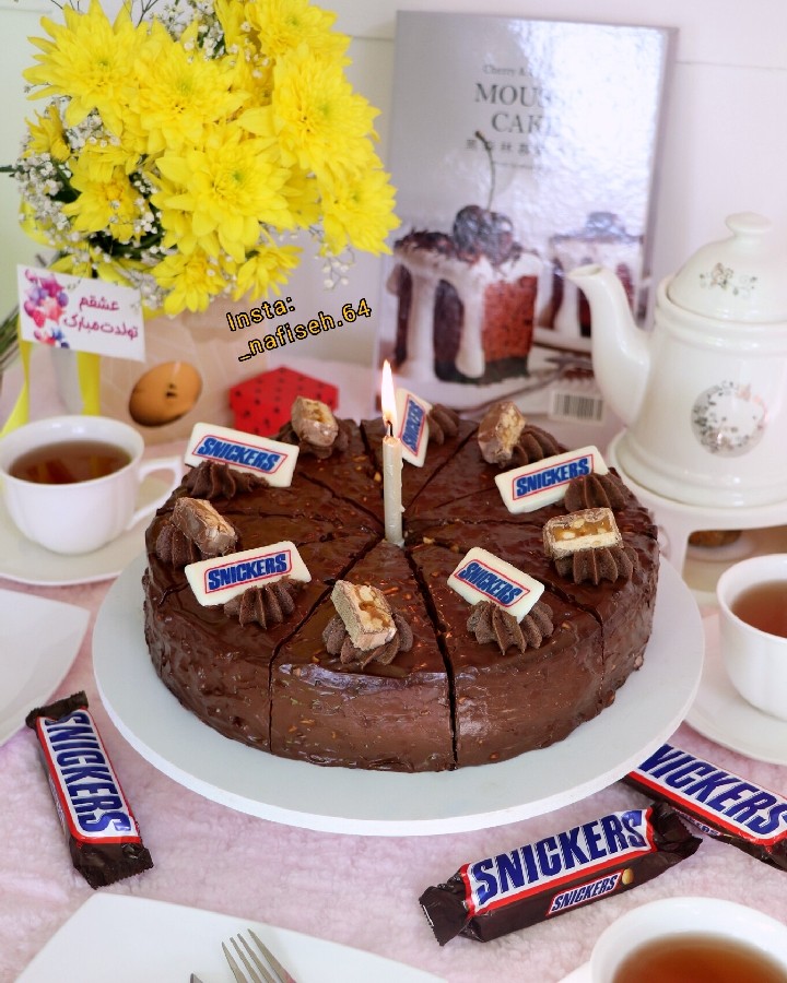 کیک اسنیکرز تولدم