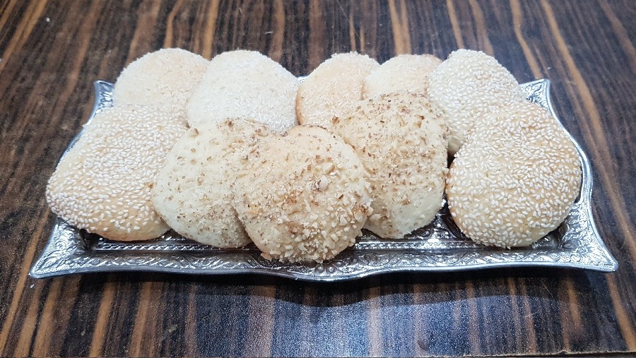 کلوچه کنجدی