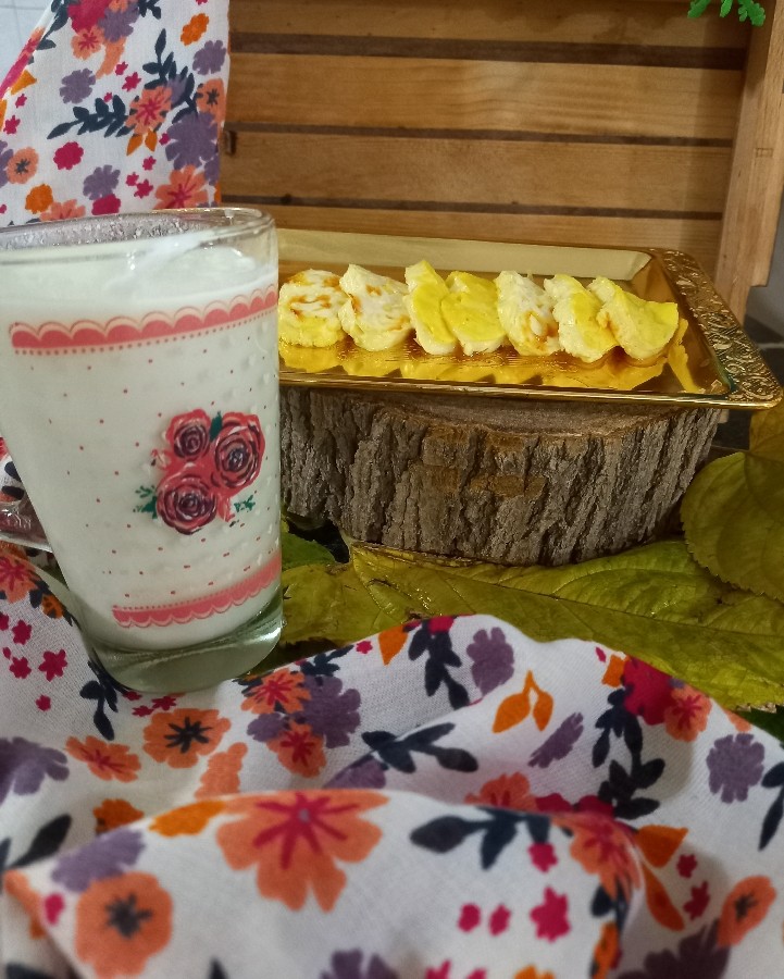 خاگینه و آغوز 
