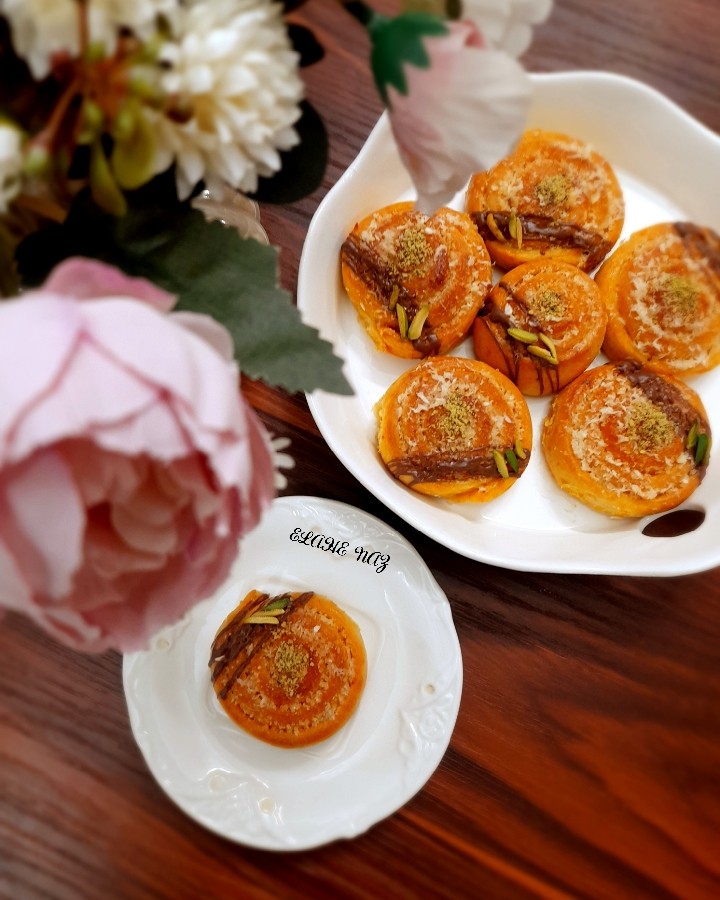 رول نارگیلی 