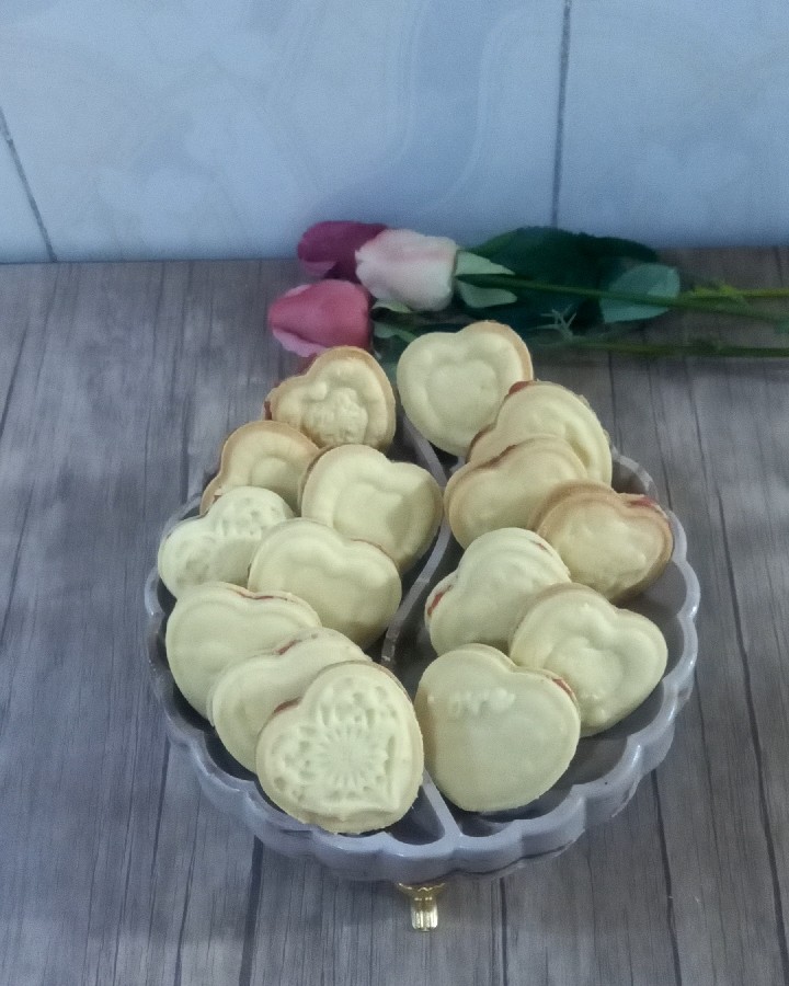 شیرینی مربایی 