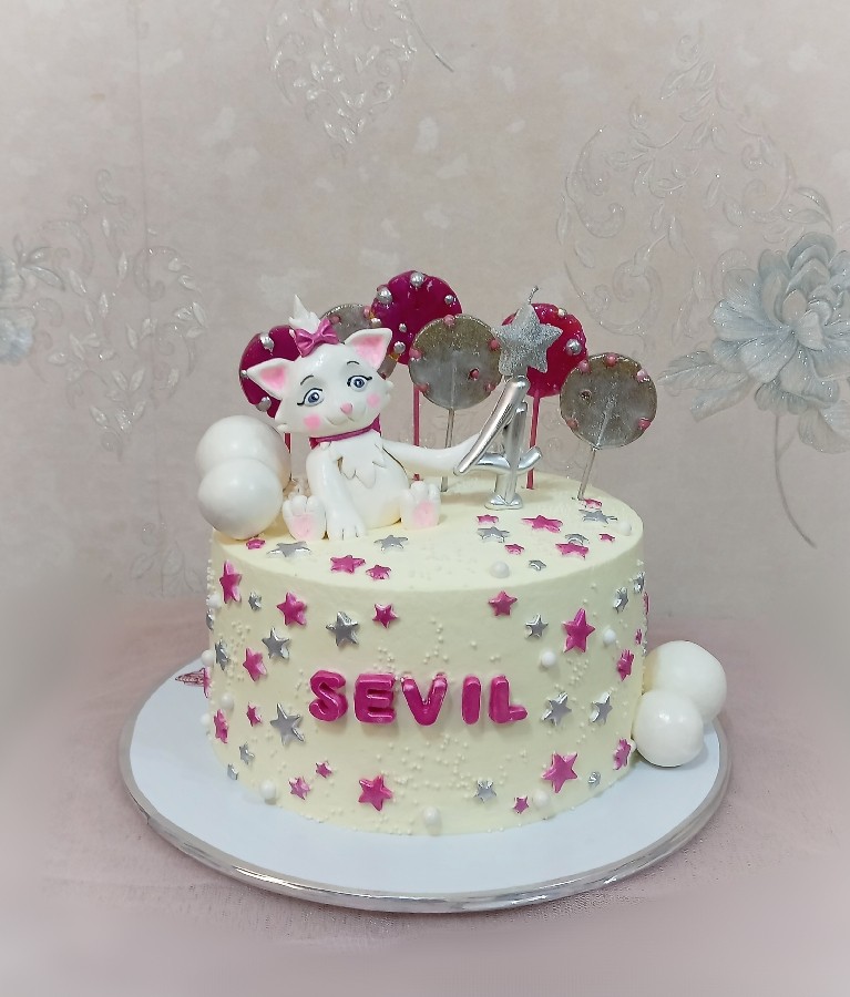 کیک دخترانه