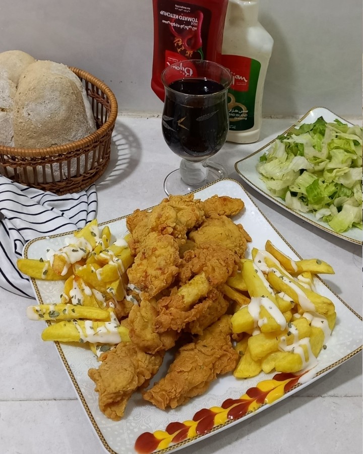 استریپس مرغ