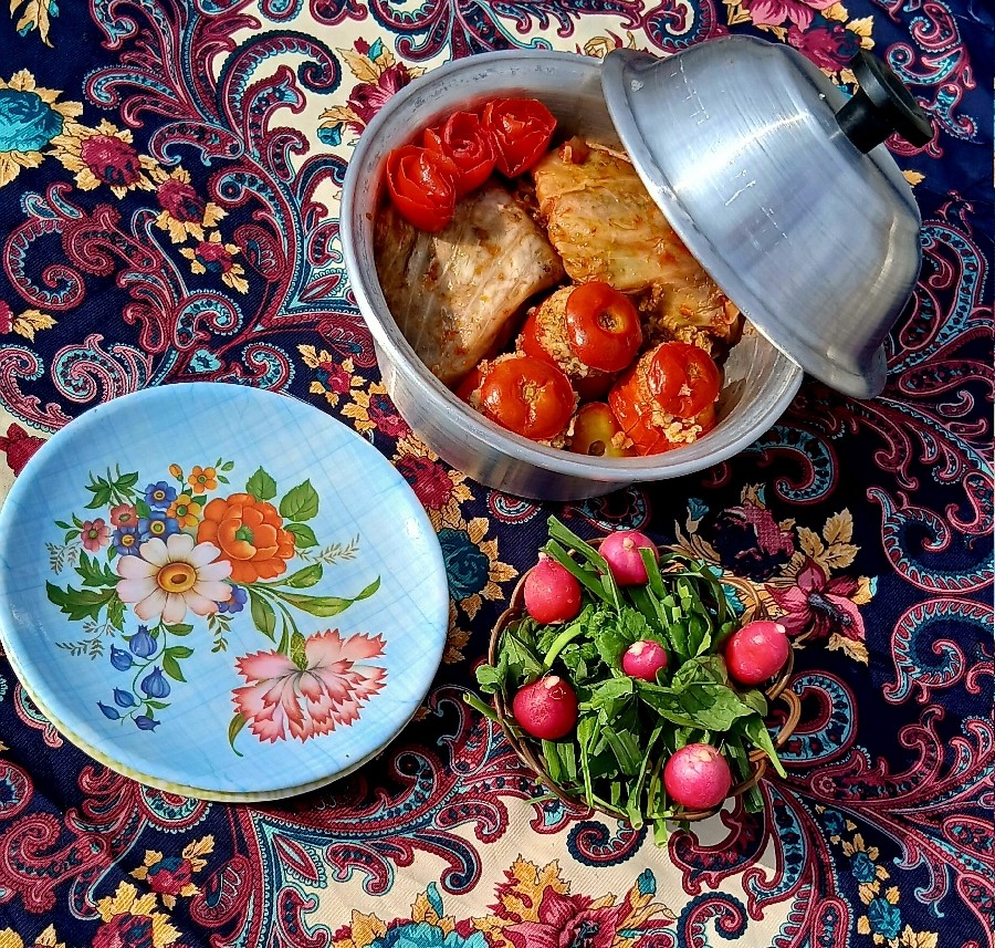 دلمه کلم و گوجه