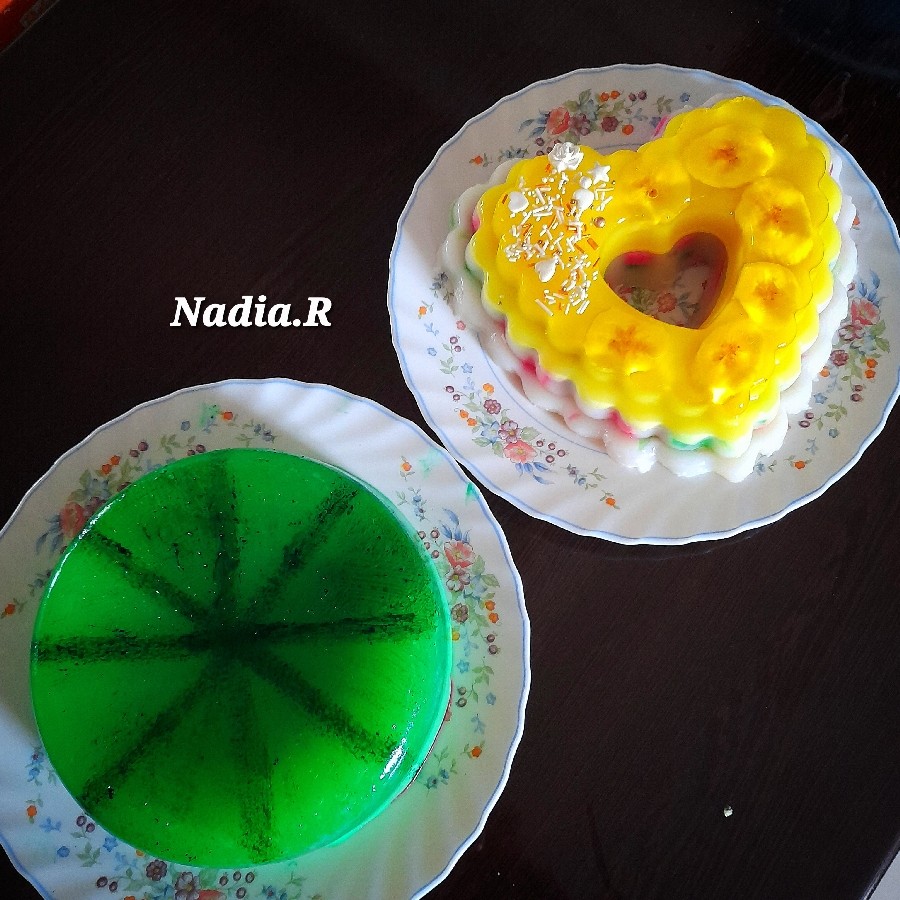 ژله هندوانه و خورده شیشه