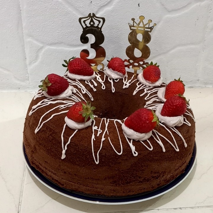 به وقت ۳۸ سالگی