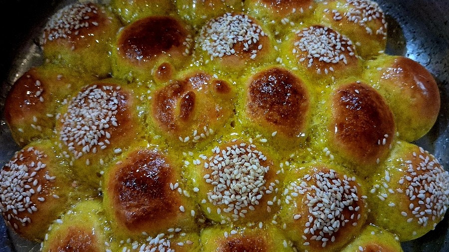 لونه زنبوری( عسلی وشیرعسلی)