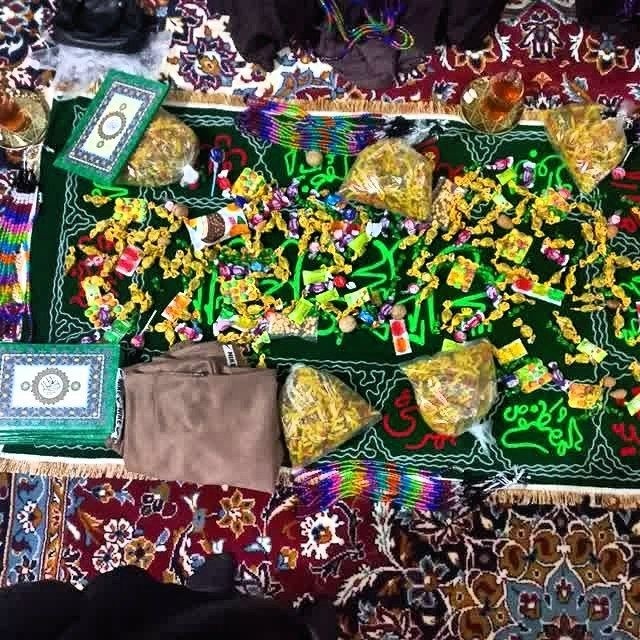 سفره حضرت ام البنین و قرآن خوانی