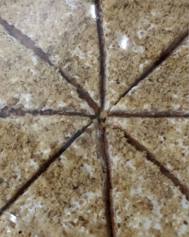 عکس مرحله 5 تهیه کیک هویج و گردو کافی شاپی