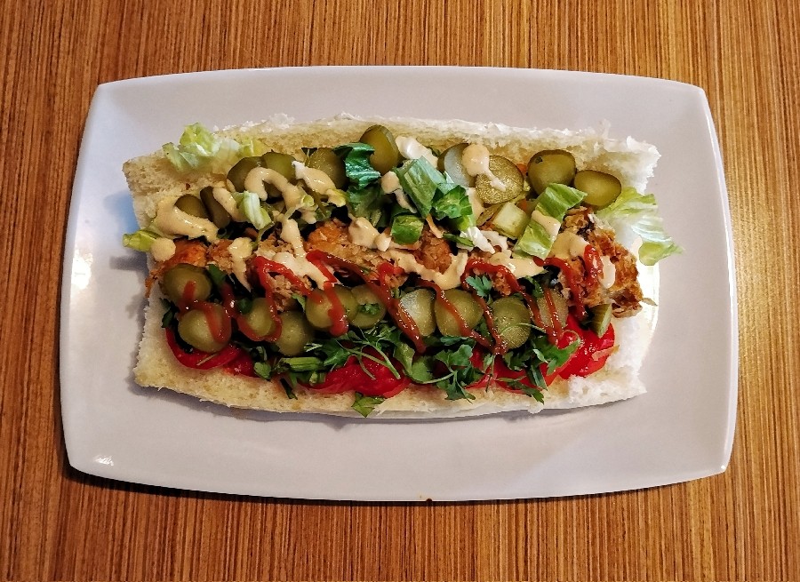 ساندویچ مرغ سوخاری