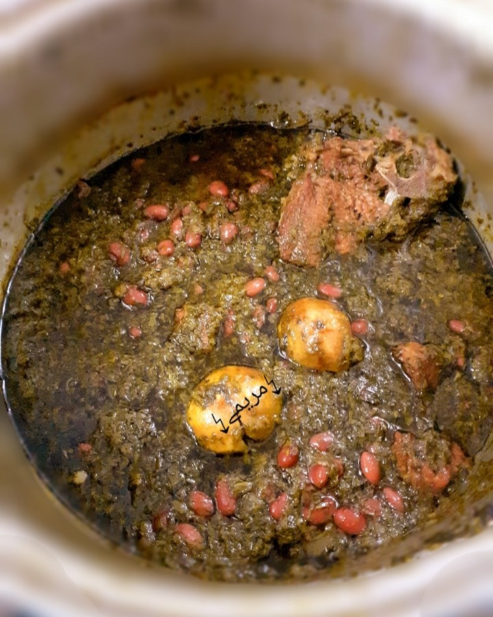 خورش قرمه سبزی