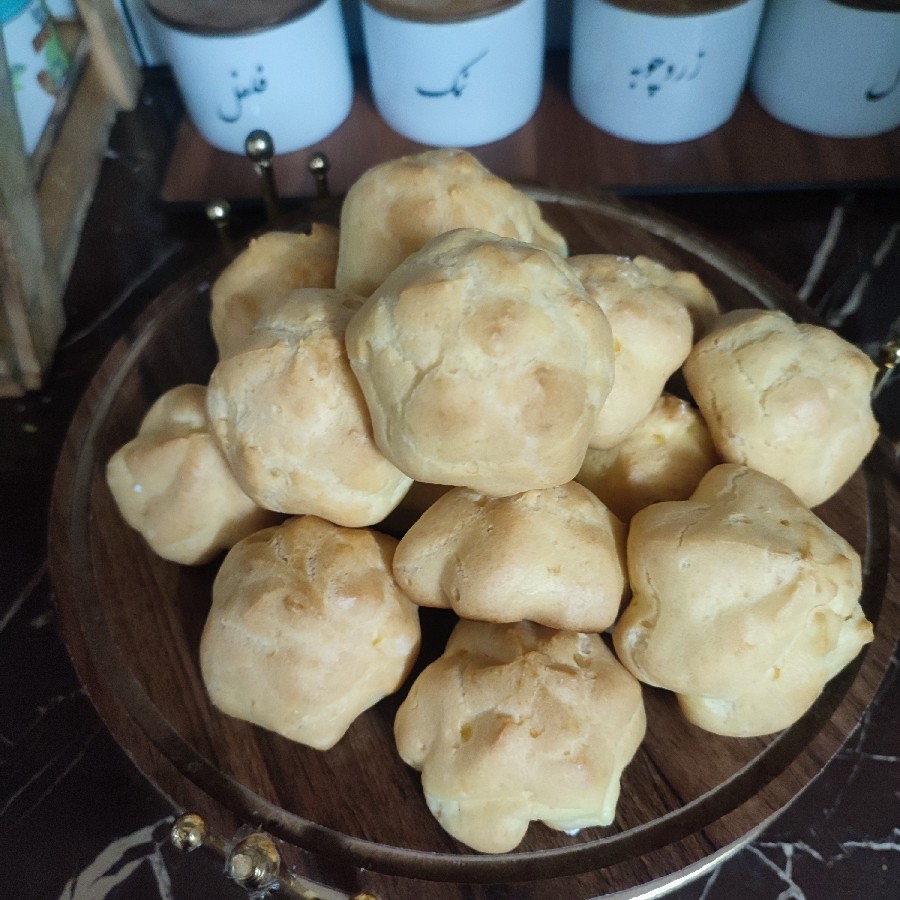 نان خامه ای