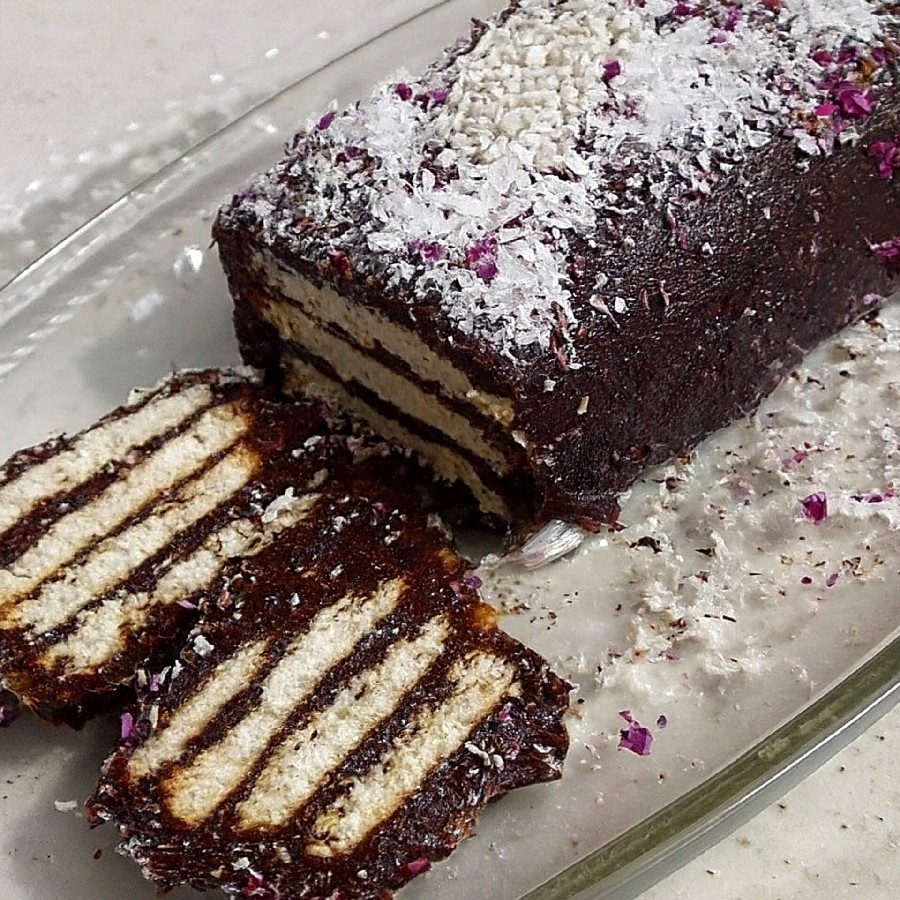 خرما بیسکوییت