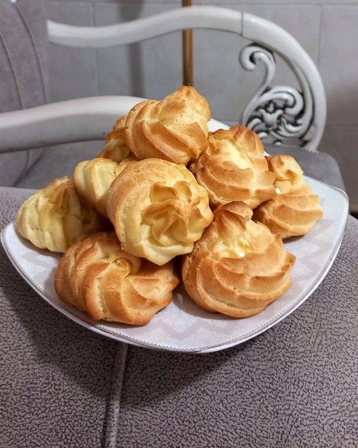 نان خامه ای
