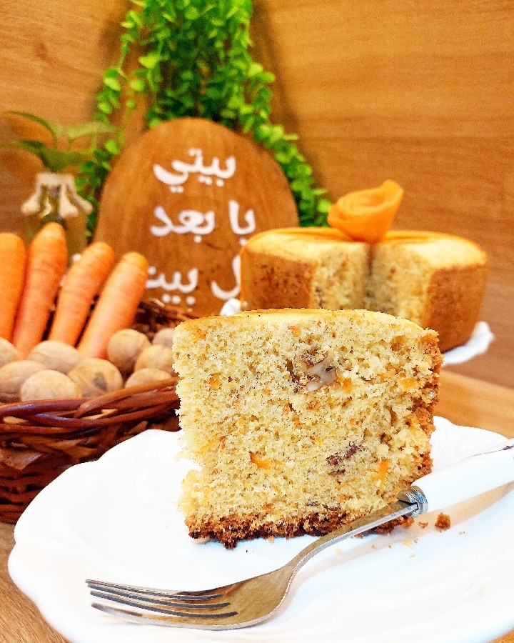 کیک هویچ وگردو