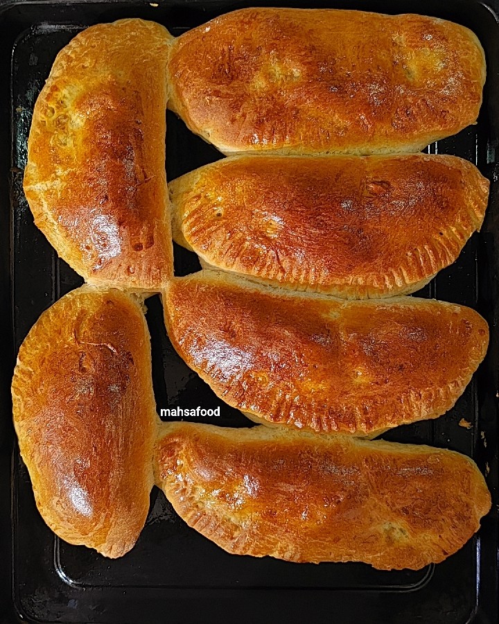 پیراشکی گوشت 