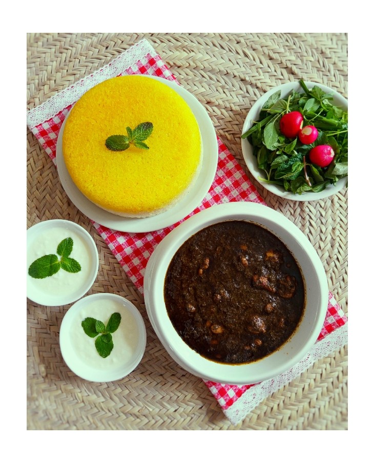 قورمه سبزیِ من بابرنج قالبی