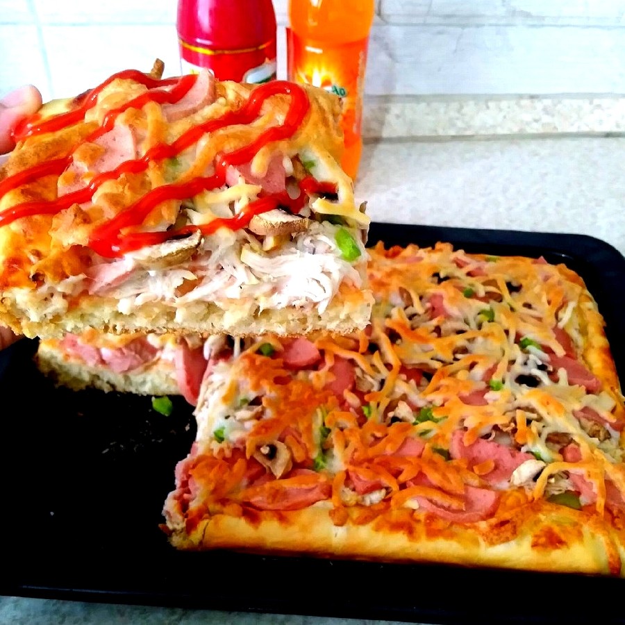 پیتزای مرغ و قارچ