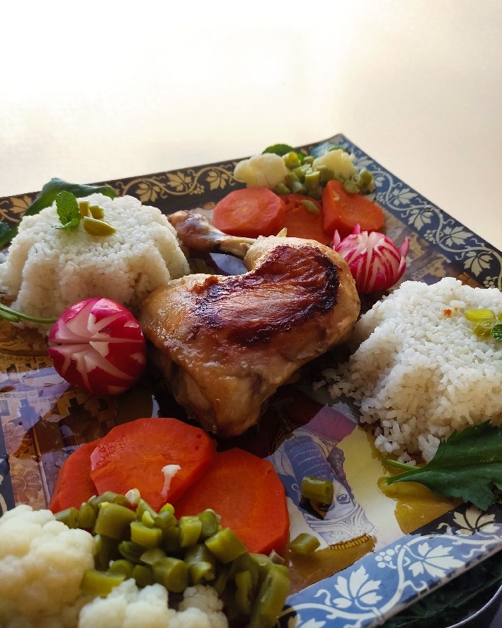 مرغ کبابی روی سنگ