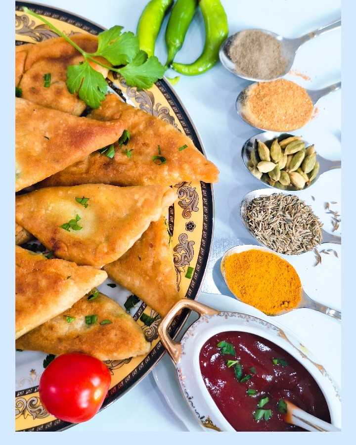 سمبوسه سیب زمینی