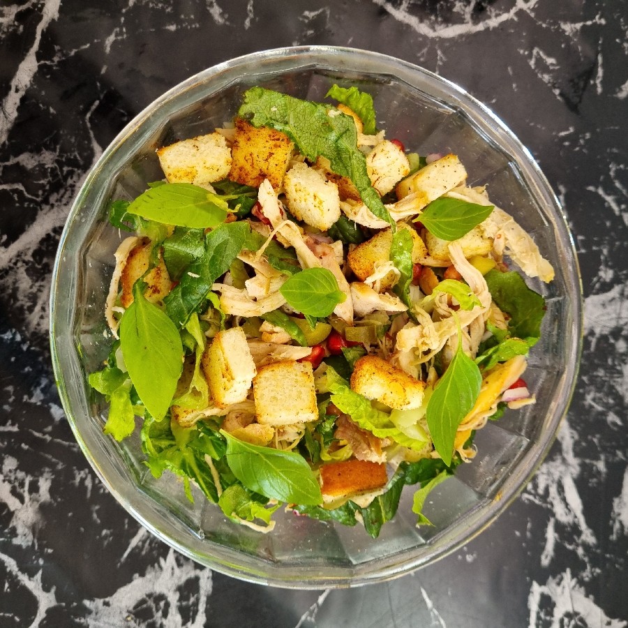 سالاد مخلوط زهرا