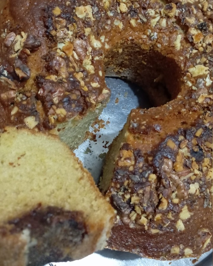 کیک خرما و گردو