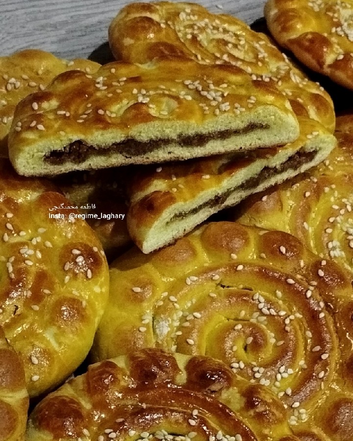 کلوچه فومن خانگی