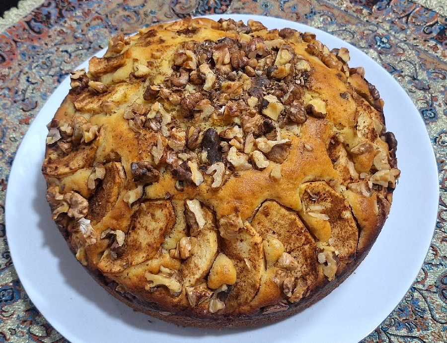 کیک سیب و گردو 