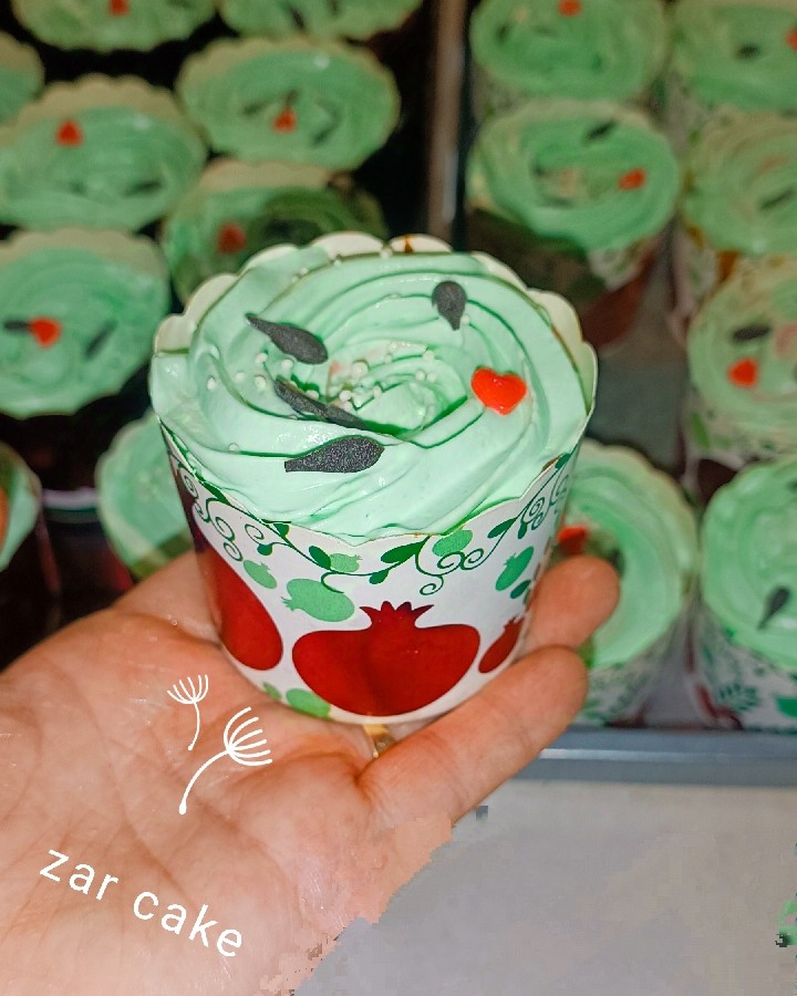 کاپ کیک های یلدایی 
