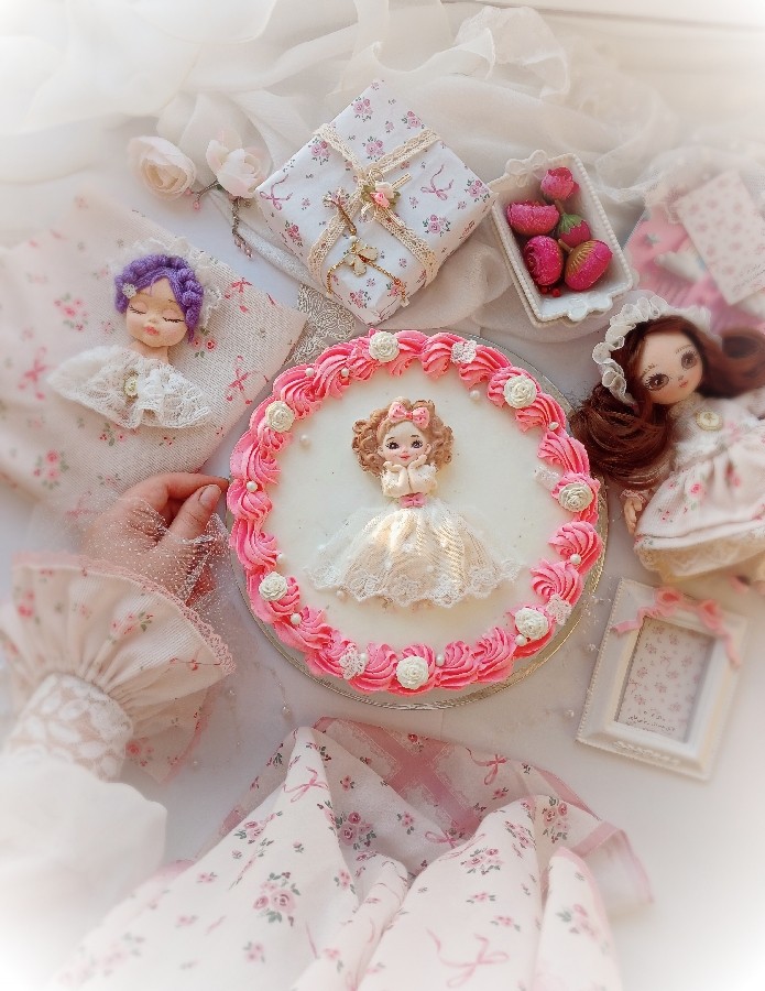 کیک تولد حنیفا گلی