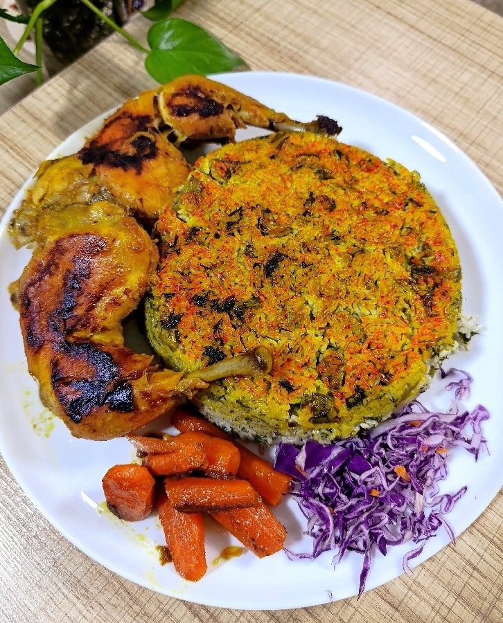 باقالی پلو با مرغ زعفرانی 