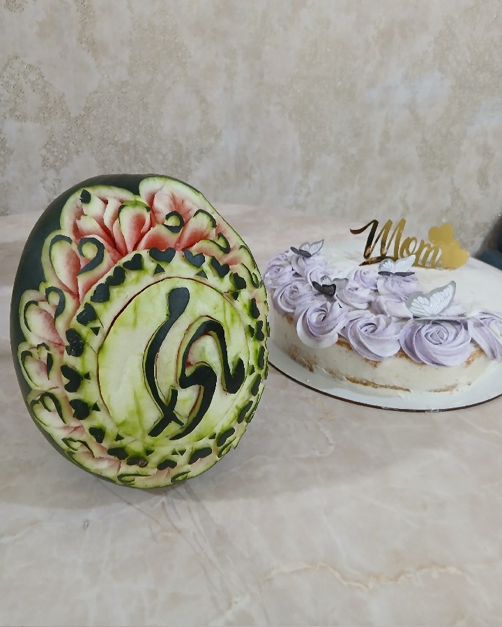 حکاکی هندوانه  به مناسبت روز مادر