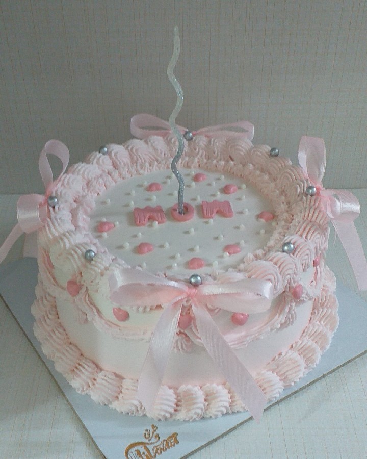 کیک خامه ای روز مادر 