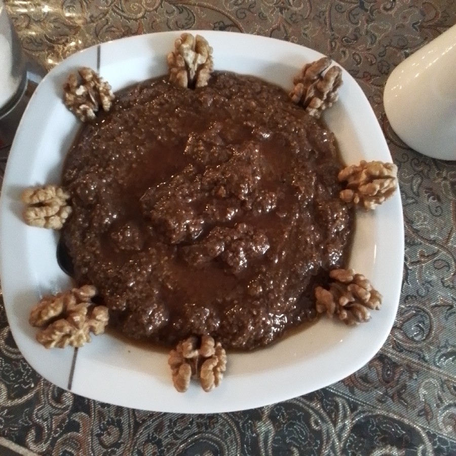 فسنجان با کوفته قل قلی