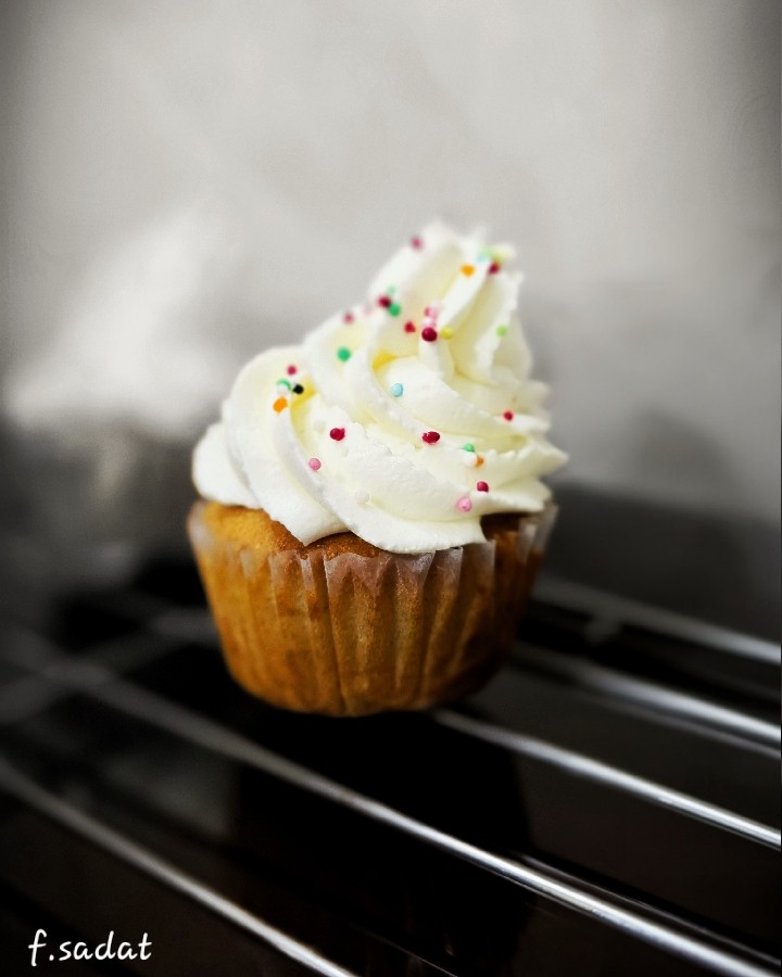 کاپ کیک خامه ای