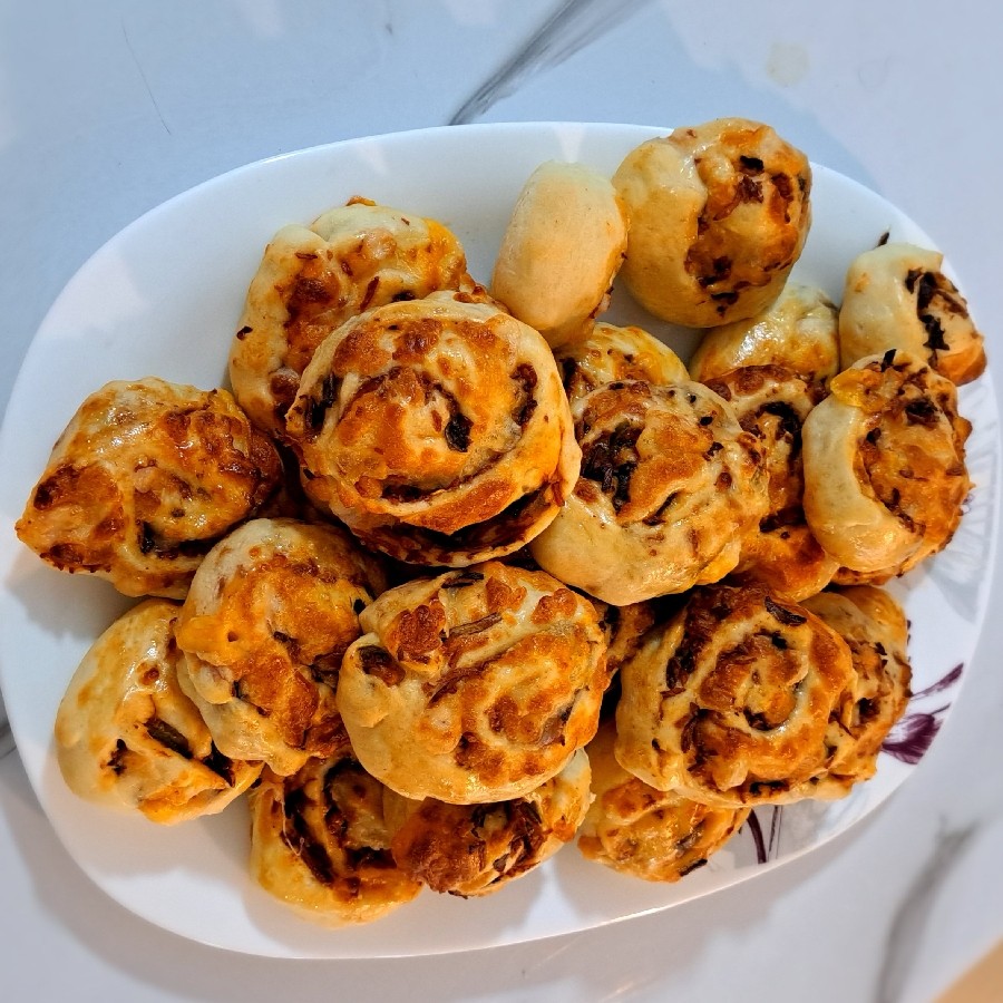 نان رولی پیتزایی