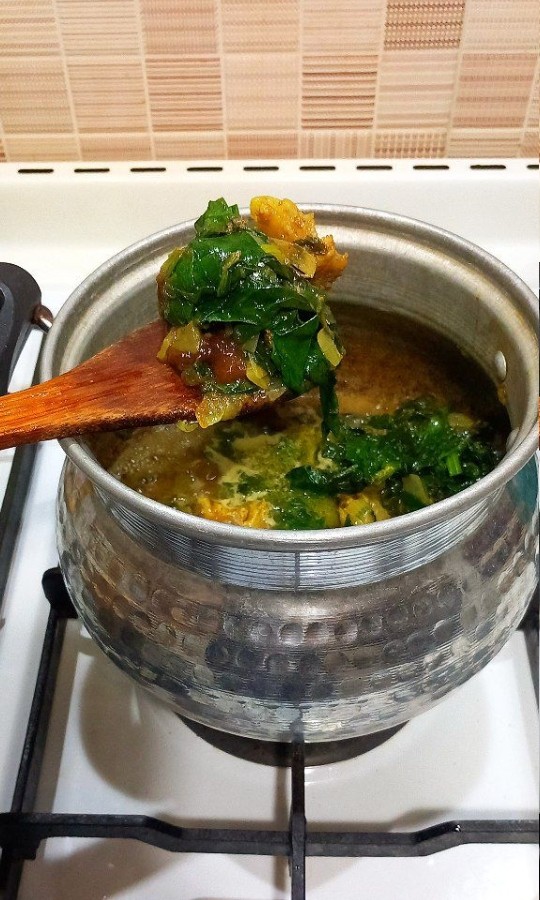 عکس مرحله 3 تهیه ته چین اسفناج