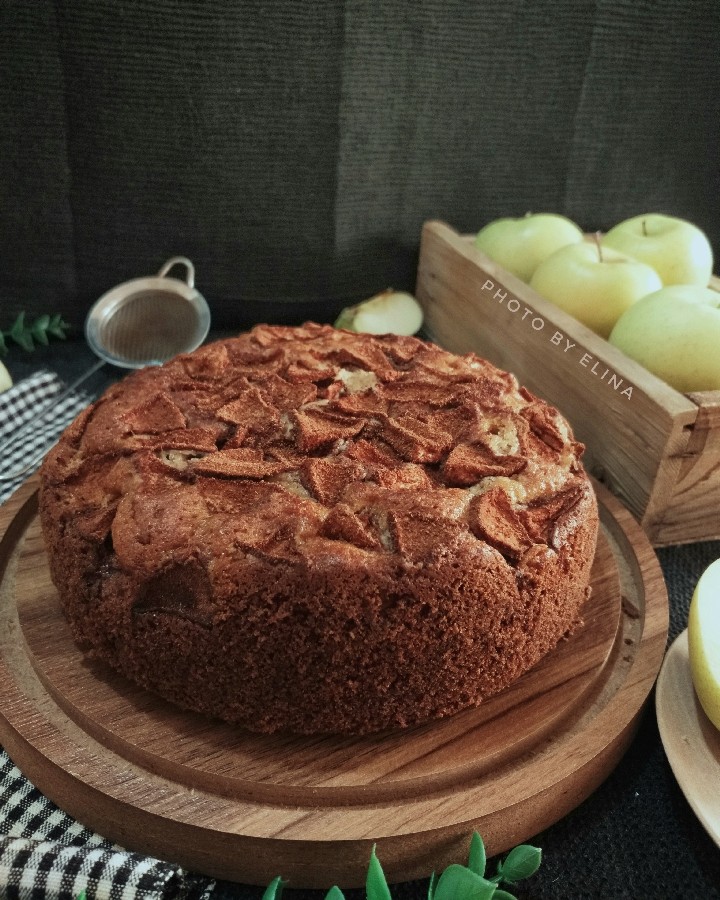 کیک پنبه‌ای سیب و دارچین