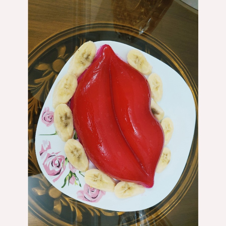 ژله بستنی البالو?