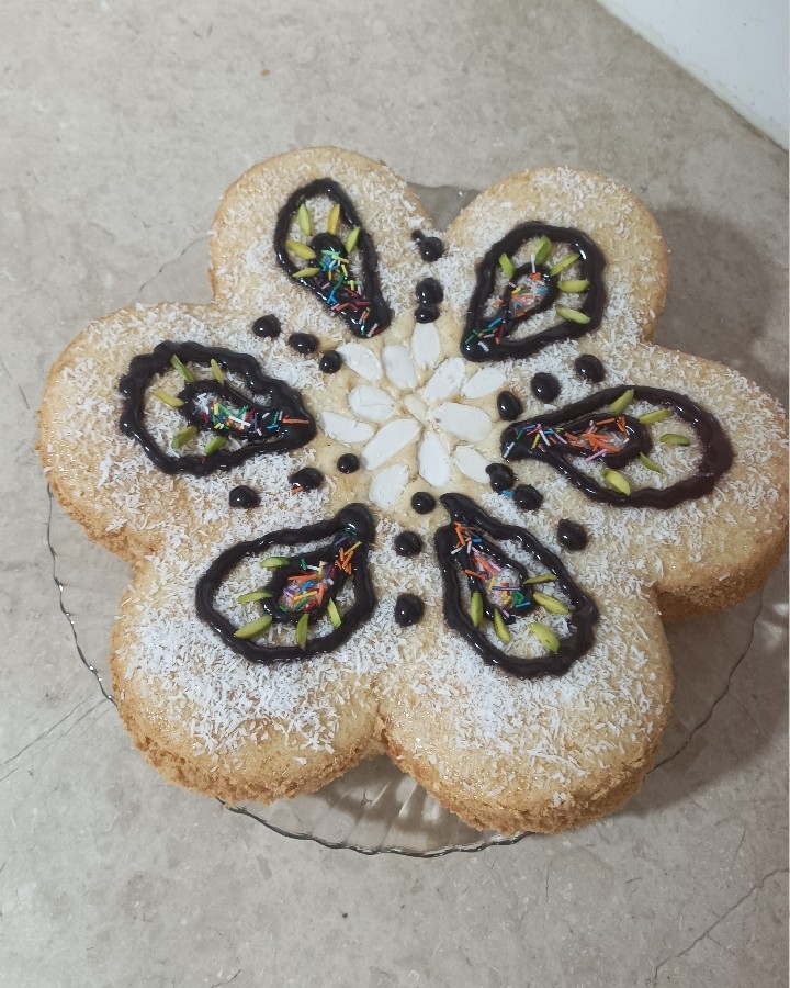 کیک هل و گلاب ۴تخم مرغی