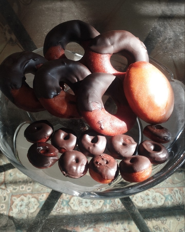 دونات شکلاتی??