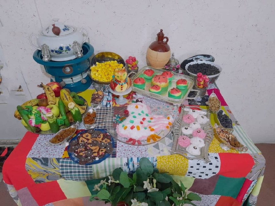 سلام دوستان یلدتون مبارک