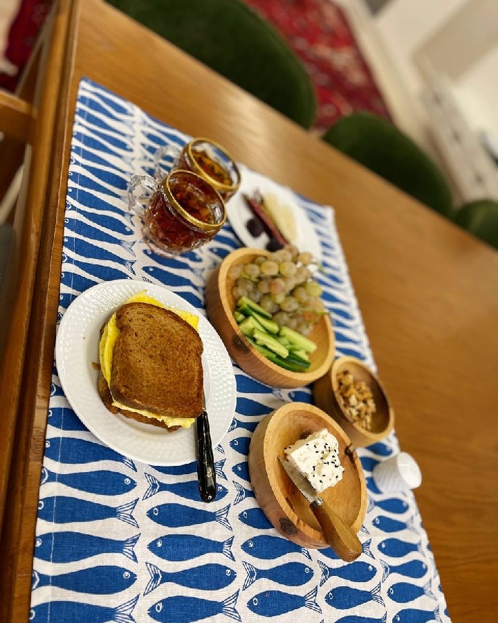  «وقتی صبح با یه صبحونه‌ی خوش‌رنگ شروع میشه، روز هم قشنگ‌تر می‌گذره ?»