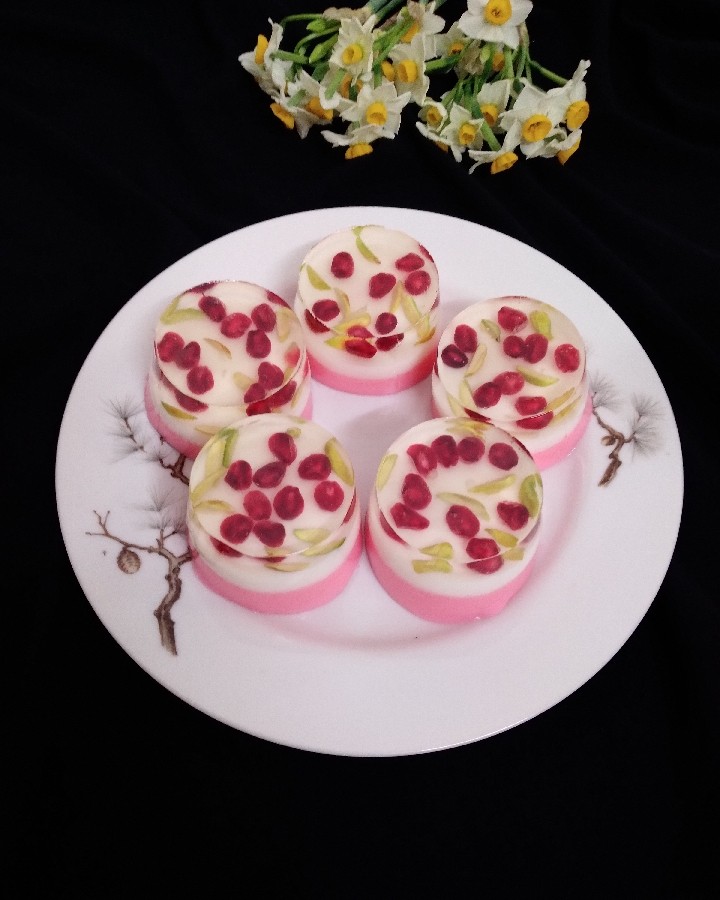 ژله دانه اناری