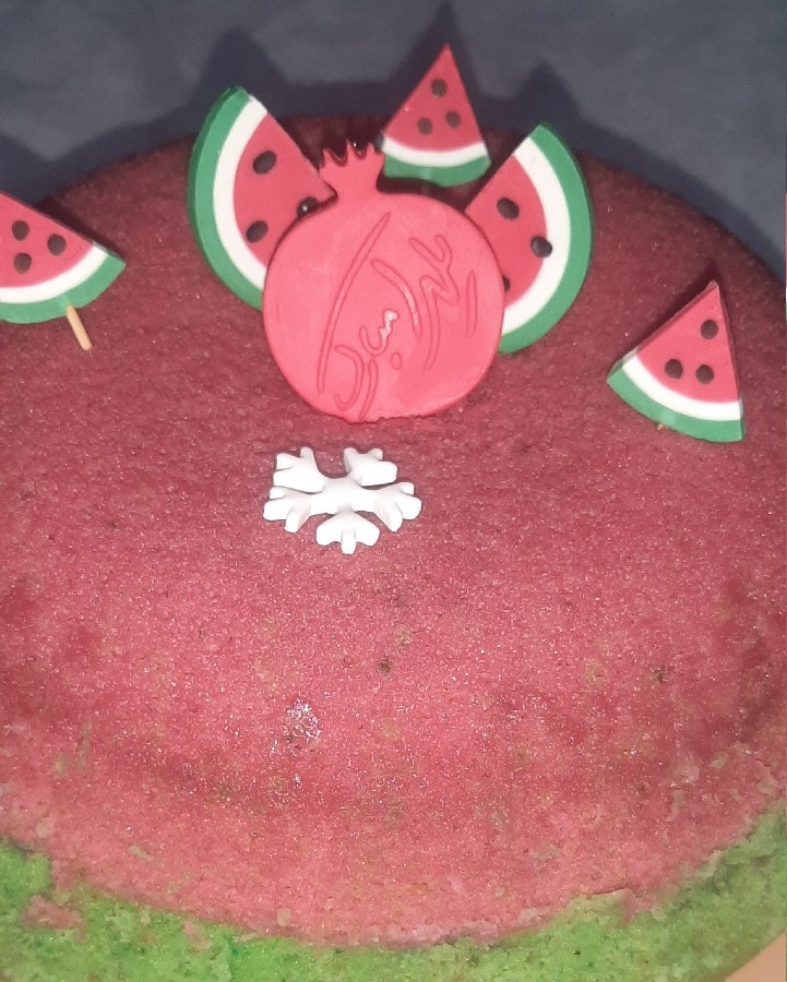 کیک دورنگ هندونه‌ای