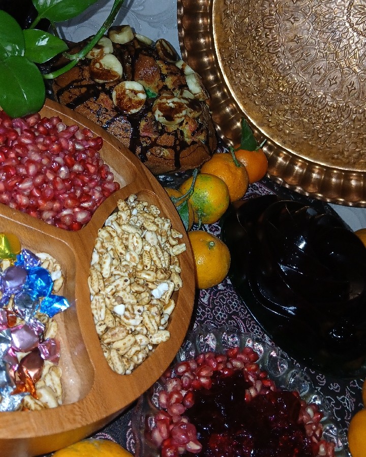 یلدا ی ساده 
بماند ب یادگار 1404