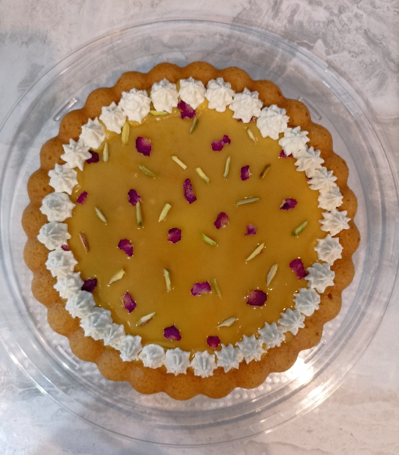 کیک هل و گلاب و زعفران 