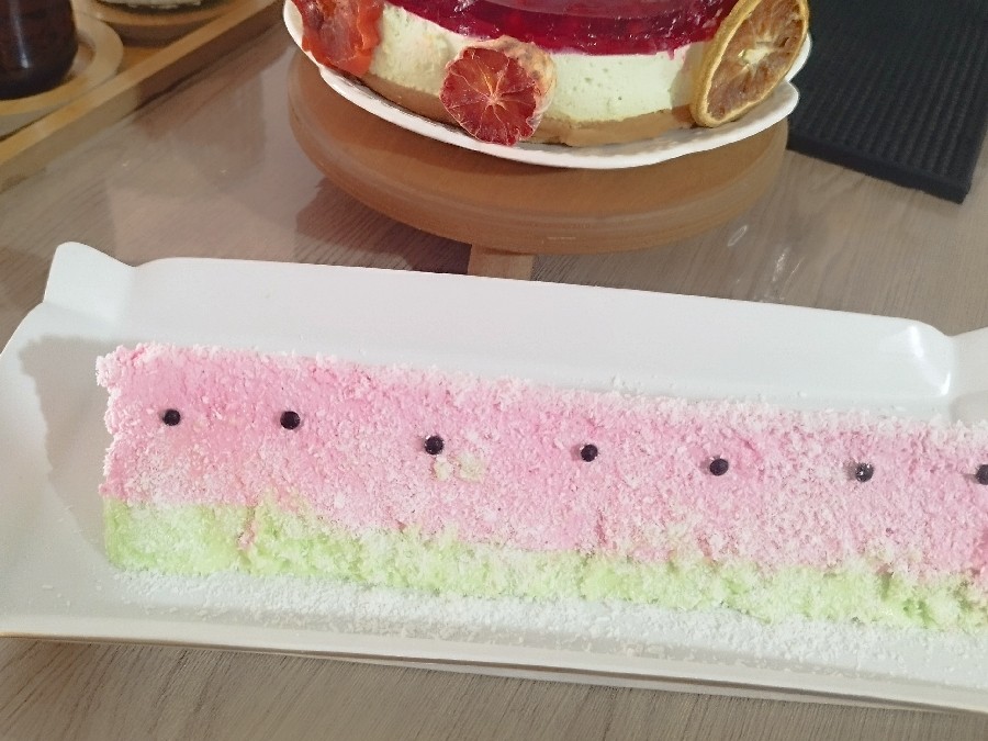 پف پفی هندوانه