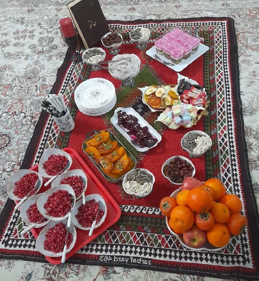سفره یلدای آبجی گلم 