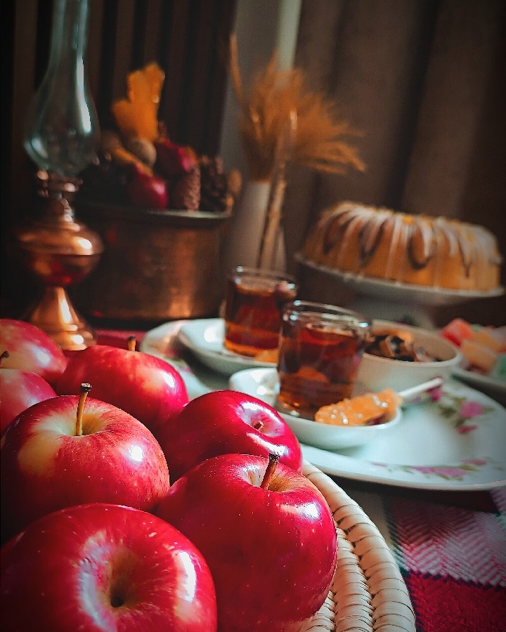 شب یلدای ۱۴۰۴